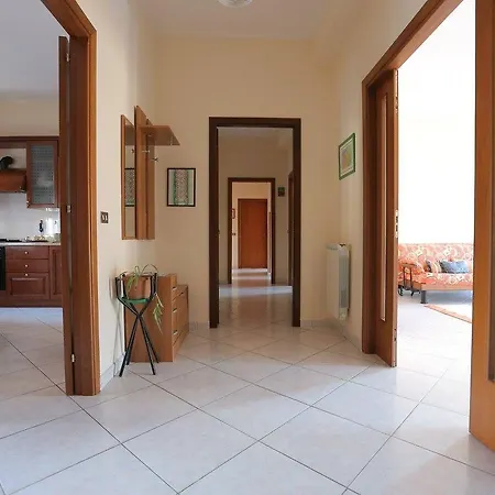 לינה וארוחת בוקר San Francesco 3*